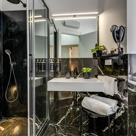 Baboon Guest house Rome